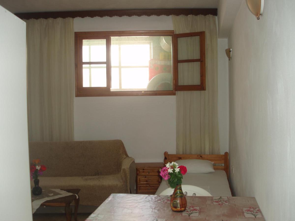 Skiathos Studios Hl Exterior photo