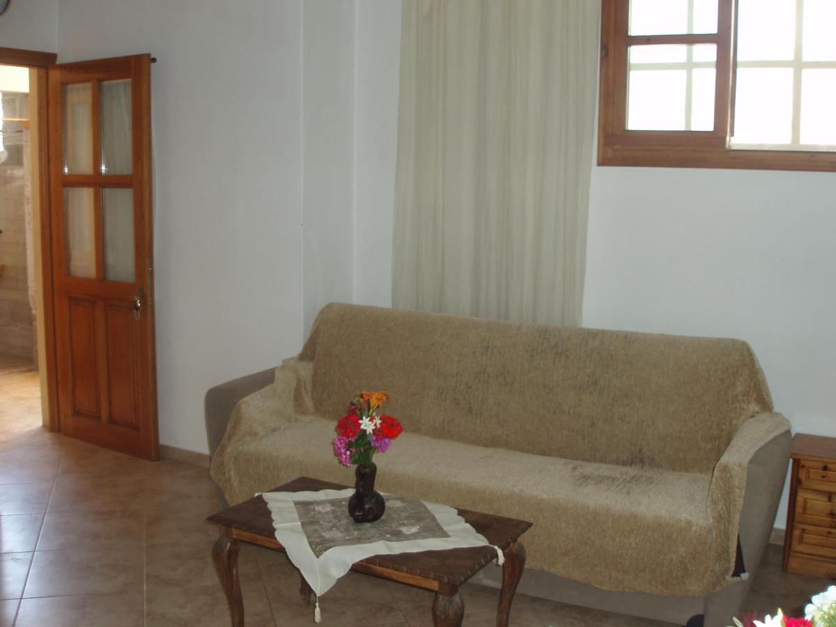 Skiathos Studios Hl Exterior photo