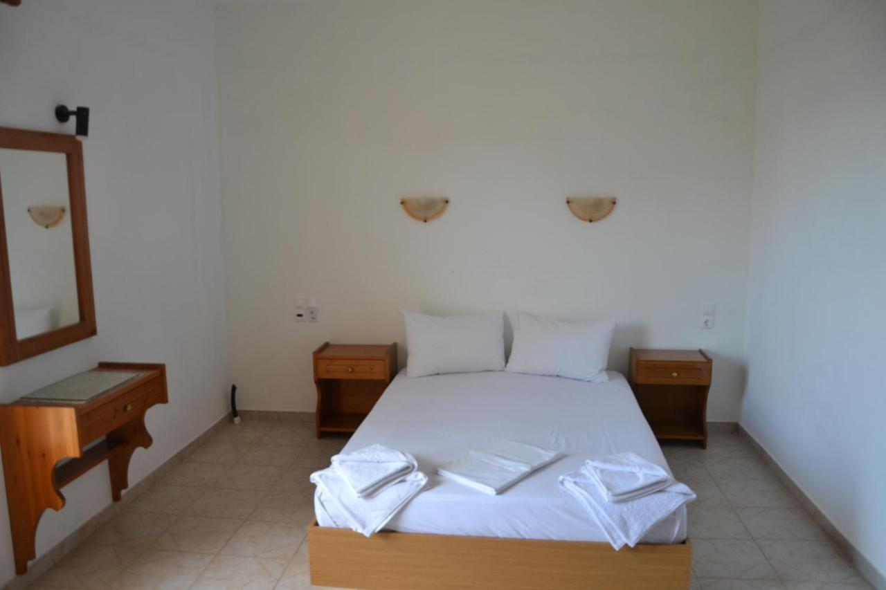 Skiathos Studios Hl Exterior photo